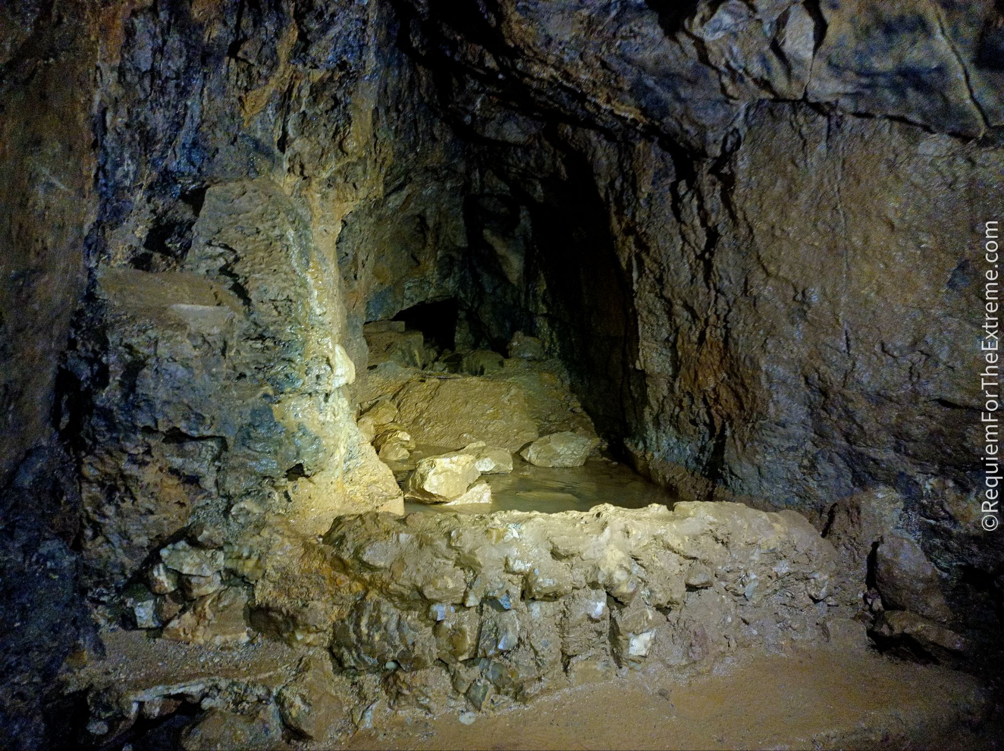 The wishing well, a Victorian addition to Cumberland Cavern, Matlock Bath